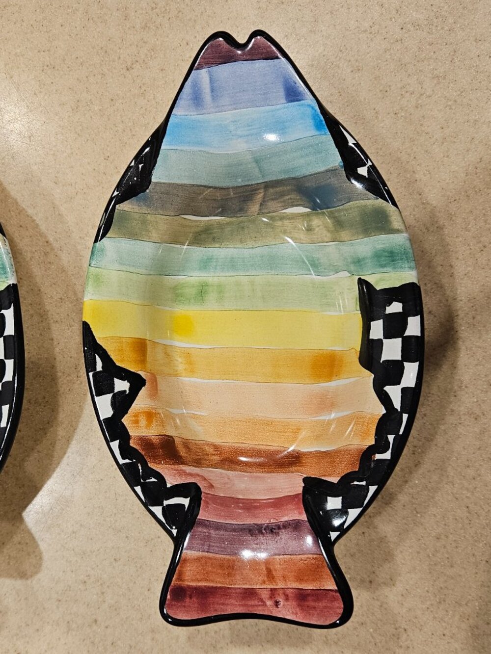 SET 2 MACKENZIE CHILDS RAINBOW FISH DISH CERAMIC DESSERT SALAD ACCENT PLATE BOWL - Picture 3 of 11